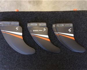 2025 Simmer Style Blacktip Wave Slot Fins