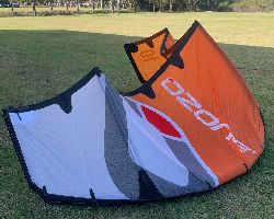  Ozone Enduro V3 10 metre kiteboarding kite