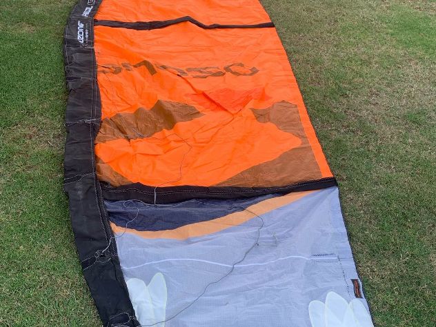 2019  Ozone Reo V5 - 8 metre