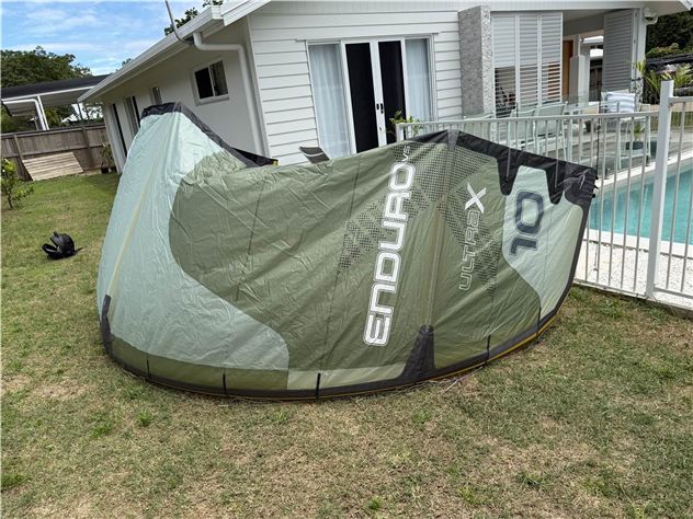 2025 Ozone Enduro Ultra X - 10 metre