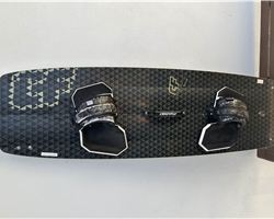 CrazyFly Raptor Pro 136 cm kiteboarding twintip