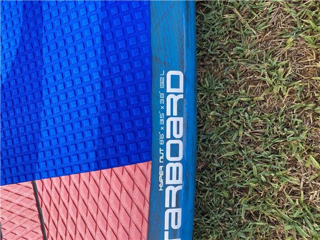 2017 Starboard Hypernut - 8' 6", 31.5 inches