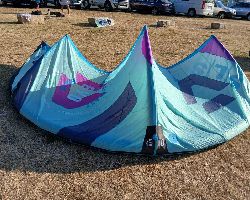 Duotone Evo Sls 10 metre kiteboarding kite