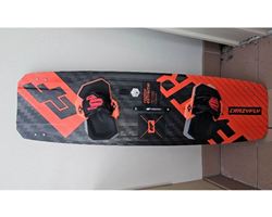 CrazyFly Raptor Extreme 135 cm kitesurfing twintip