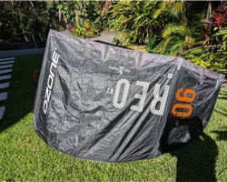 Ozone Reo 6 metre kitesurfing kite