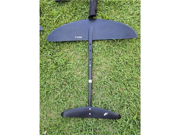 F-One Escape & Mirage Carbon Foils & Mast