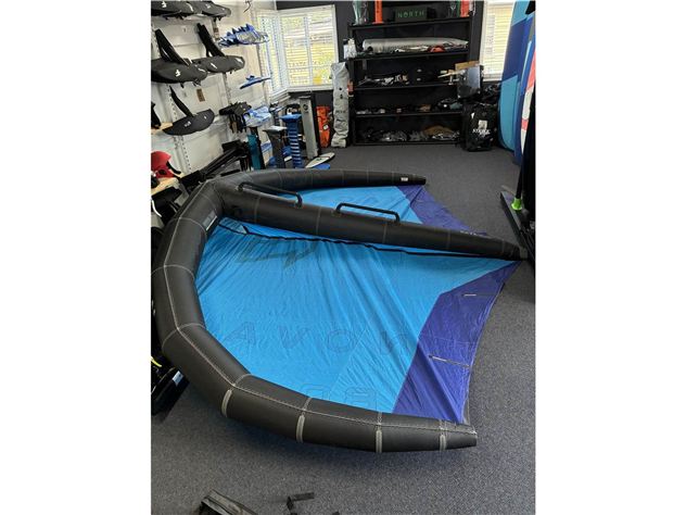 2023 North Nova Light Wind - 8 metre