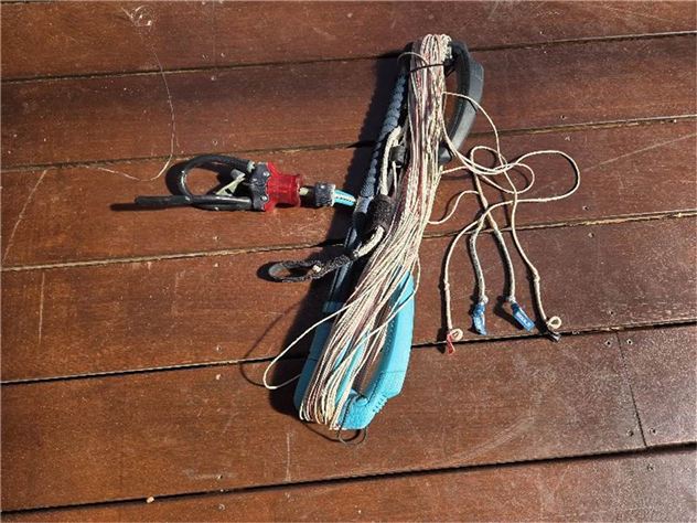 2020 Airush Lithium V11 - 8 metre