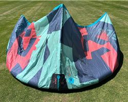 Duotone Neo Sls 8 metre kitesurfing kite