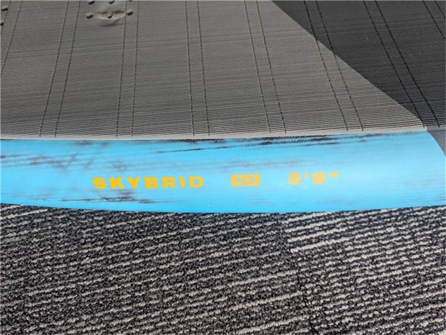 2024 Duotone Skybrid Sls - 5' 8", 85 Litres