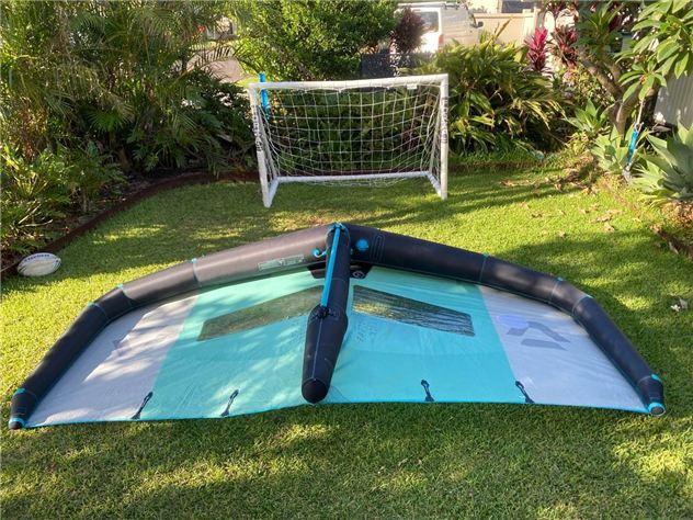 2022 Duotone Slick Quiver