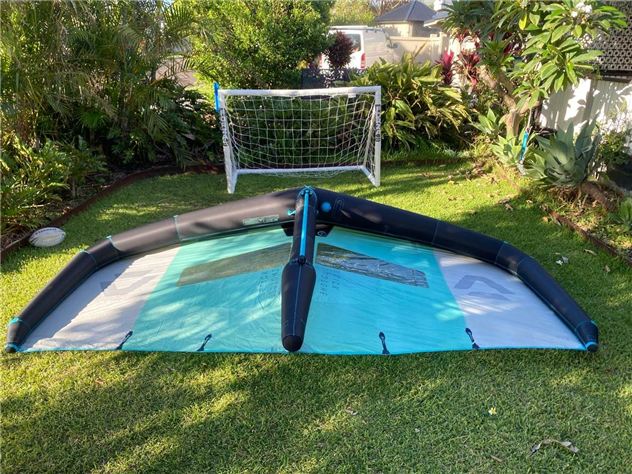 2022 Duotone Slick Quiver