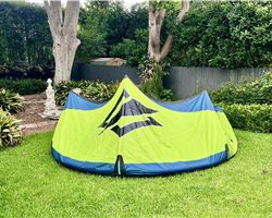 Naish Pivot 12 metre kitesurfing kite