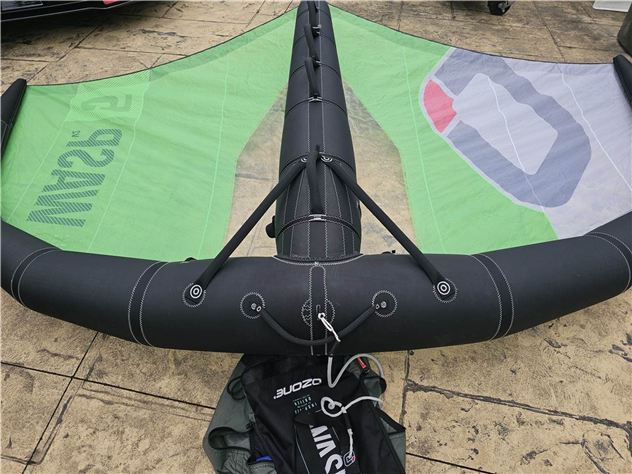 2020 Ozone Wasp V1 & V2, Naish S25, Sb Freewing Air