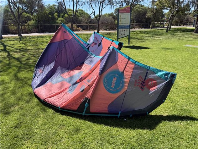 2023 Duotone Dice Sls - 9 metre