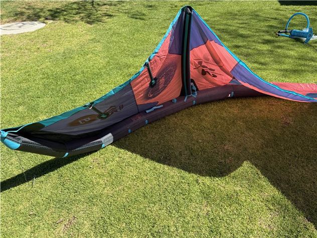 2023 Duotone Dice Sls - 9 metre