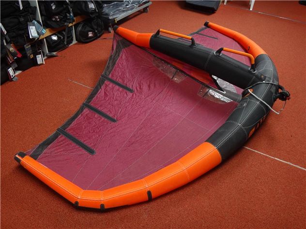 2023 Neil Pryde Fly - 4 metre