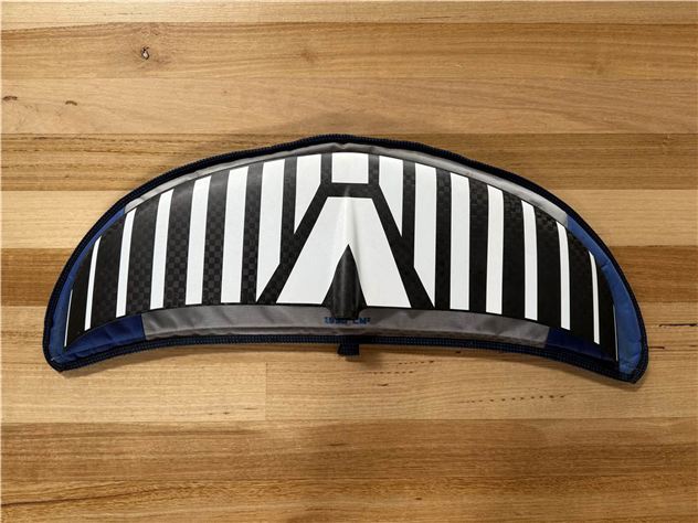 Armstrong Assorted Front Wings