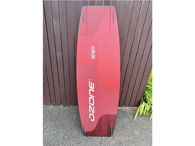 2024 Ozone Infinity V3 - 148 cm