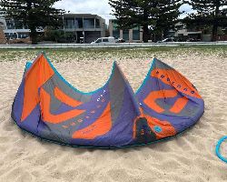 Duotone Dice 11 metre kiteboarding kite