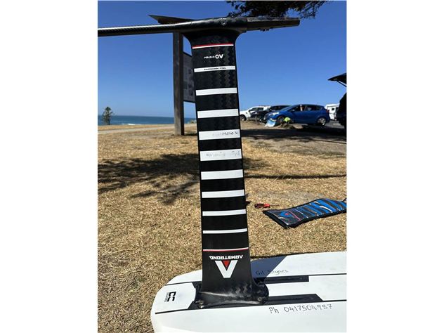 2024 Armstrong Performance Mast - 72.5 cm