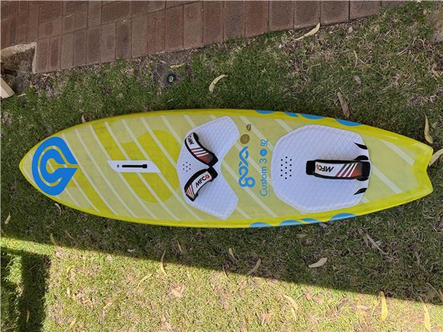 2024 Goya Custom 3 Pro - 92 litres