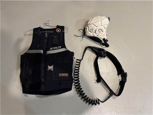 Lift Foils Lift E-Foil 4'2"(2023) And 5'6"(2018)