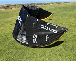Core Pace Pro 8 metre kitesurfing kite