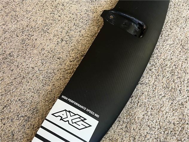 2024 Axis Hps 880 - 1112 cm