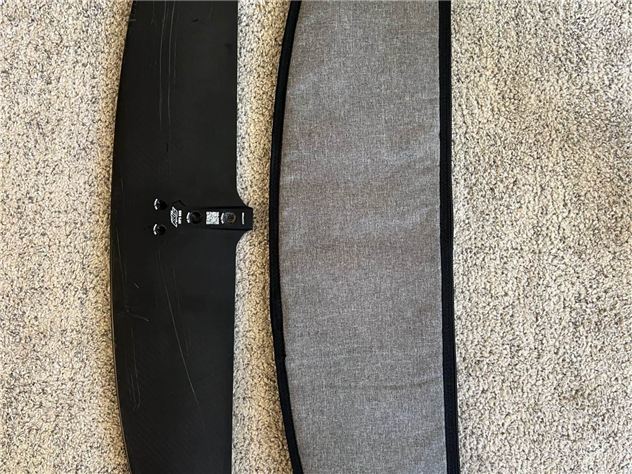 2024 Axis Hps 880 - 1112 cm