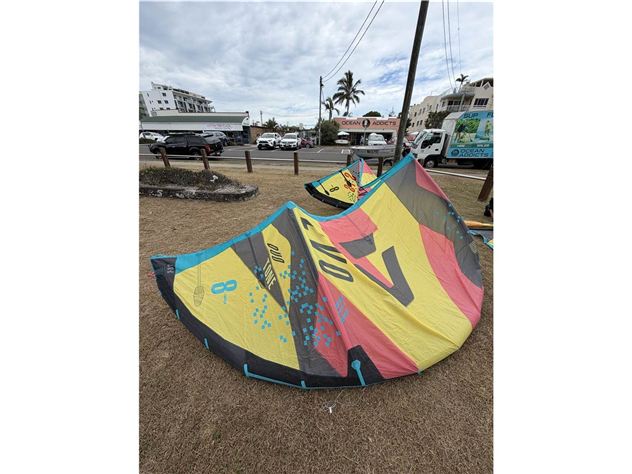 2023 Duotone Evo Sls - 8 metre