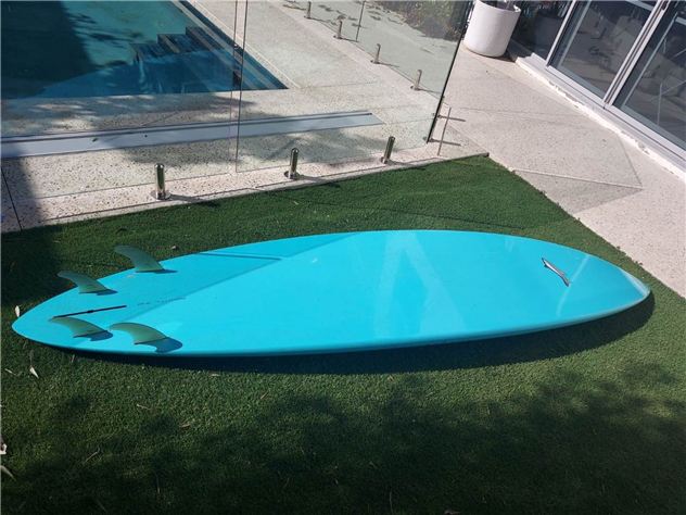 Jimmy Lewis Bomb - 10' 6", 28.5 inches