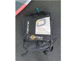 Ozone Vortex Ultra X 10 metre kitesurfing kite