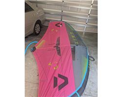 Duotone Unit 4 metre foiling wind wing