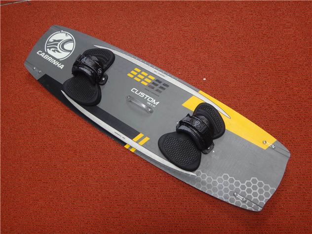 2015 Cabrinha Custom - 136 cm