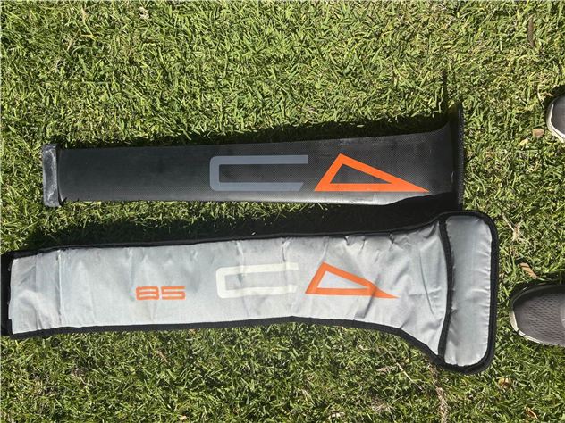 2024 CodeFoils 85 Cm Mast (High Modulus) - 85 cm