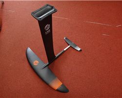 Cabrinha Fusion 80 / H1200 foiling all foiling