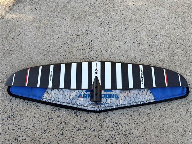 Armstrong Ma 1000.   Hs 1050. Ha 195 Tail