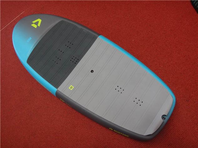 2024 Duotone Sky Free Sls - 5' 5", 105 Litres