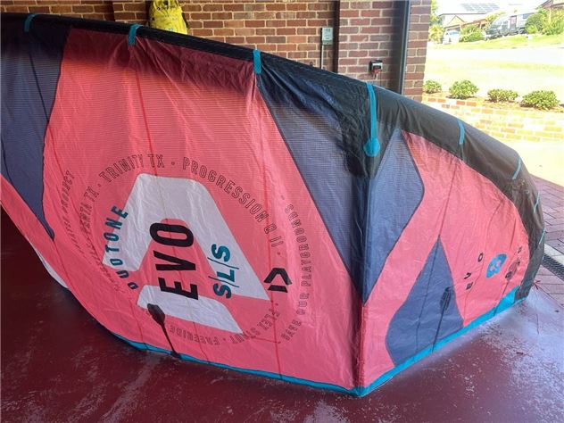 2022  Sls Evo - 8 metre