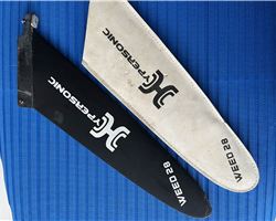  Various Fins windsurfing accessorie
