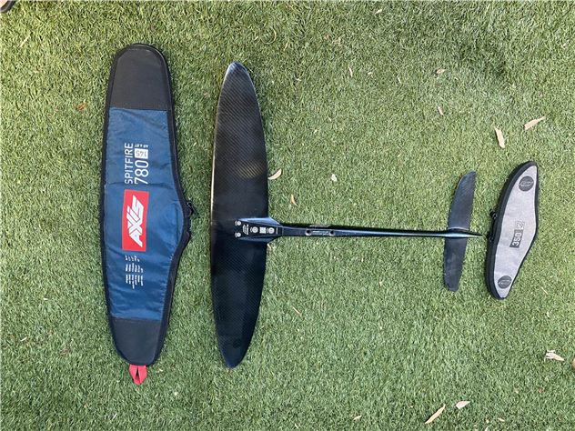 Axis Advanced Ultra Short Black Fuse, 780 Spi - 64 cm