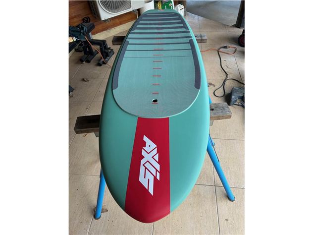 2025 Axis Hybrid - 5' 10", 90 Litres