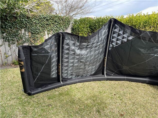 2017 Airush Razor Team - 10 metre