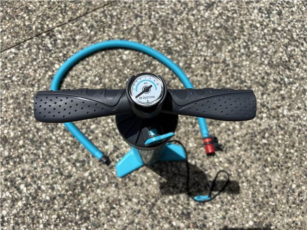 2025 Duotone Double Pump - 76 cm