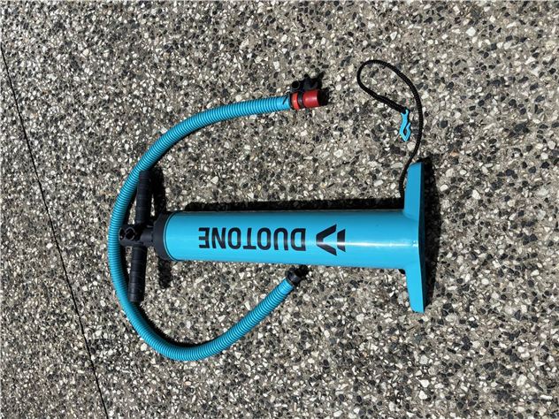 2025 Duotone Double Pump - 76 cm