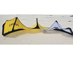 Ozone Enduro V4 kitesurfing kite