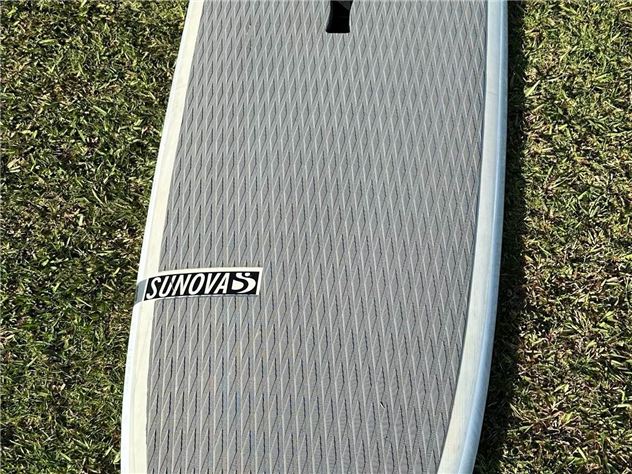 2022 Sunova Revolution - 10' 0", 26.5 inches