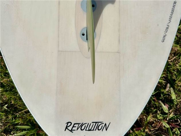 2022 Sunova Revolution - 10' 0", 26.5 inches