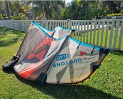 Duotone Neo Dlab 7 metre kiteboarding kite